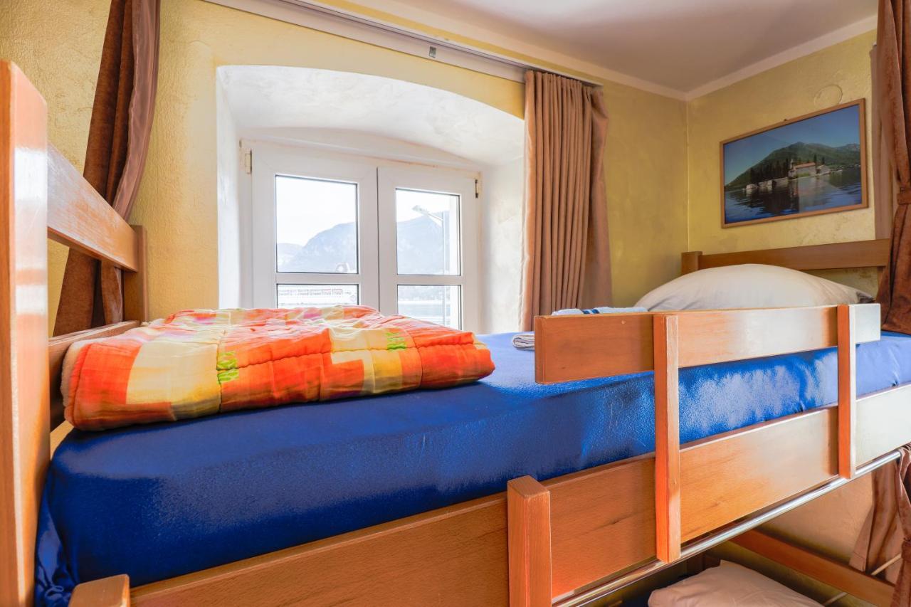 Montenegro Hostel 4U Kotor Zewnętrze zdjęcie