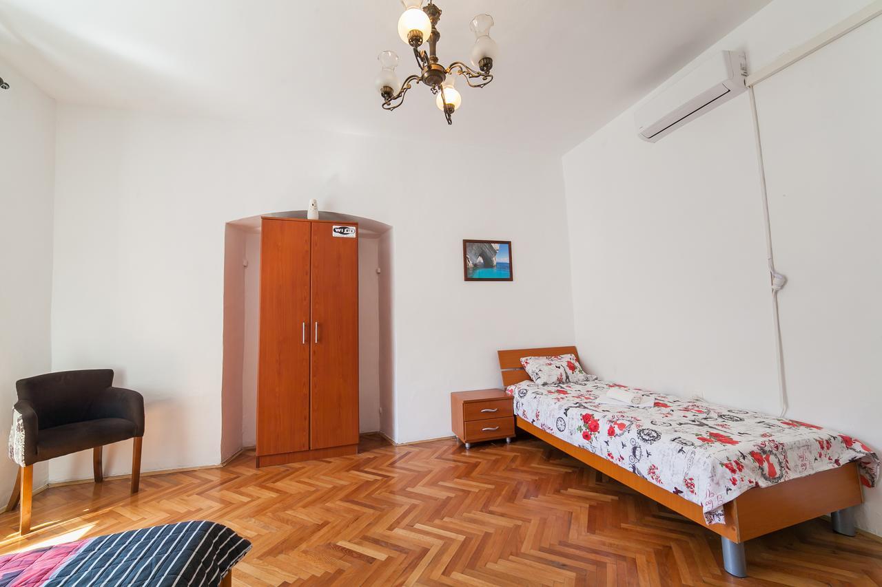 Montenegro Hostel 4U Kotor Zewnętrze zdjęcie