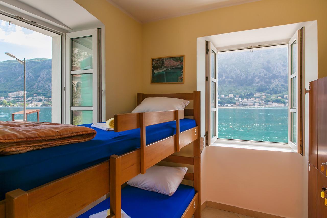 Montenegro Hostel 4U Kotor Zewnętrze zdjęcie